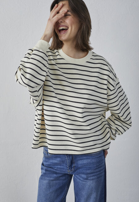 Eliso sweater