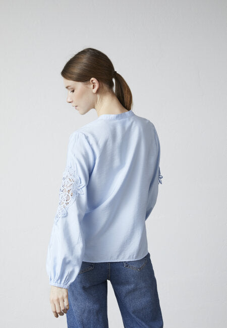 Viaba blouse